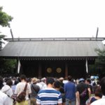 平成２７年終戦の日、靖國神社にて戦没者礼拝