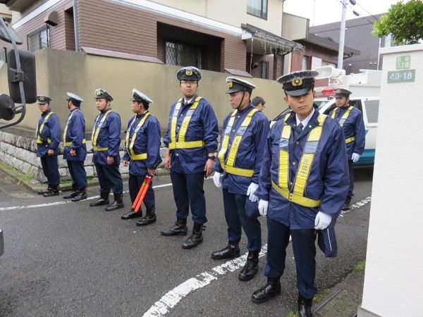 平成２８年４月１７日定例運動[少子化・桝添都政問題]