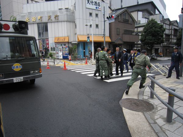 平成２５年４月２１日定例運動[憲法問題]