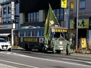 令和３年１１月２８日、國志天誅塾高山市内啓蒙活動[岸田政権について]