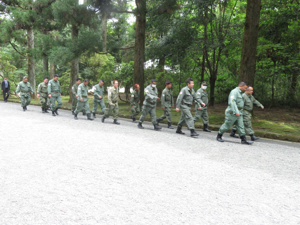 令和６年４月２９日昭和の日、武蔵野御陵墓参